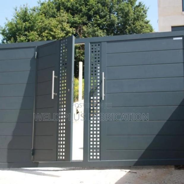Modern Fence Gate Designs · Photo 2