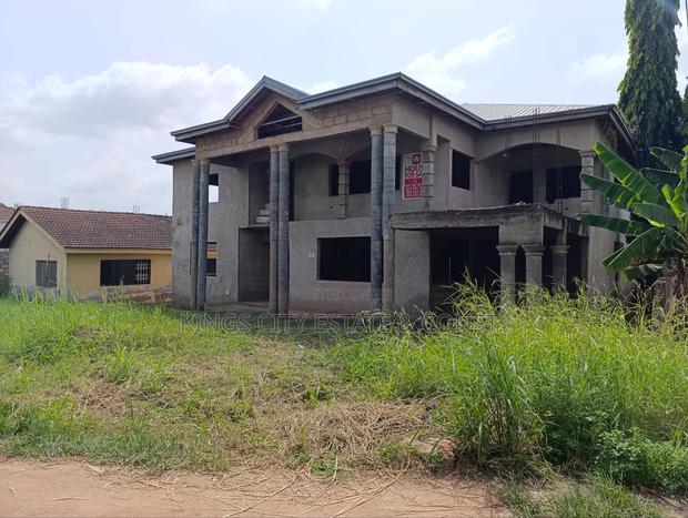 5bdrm House in Kings City Estate &, Dome for sale photo 2