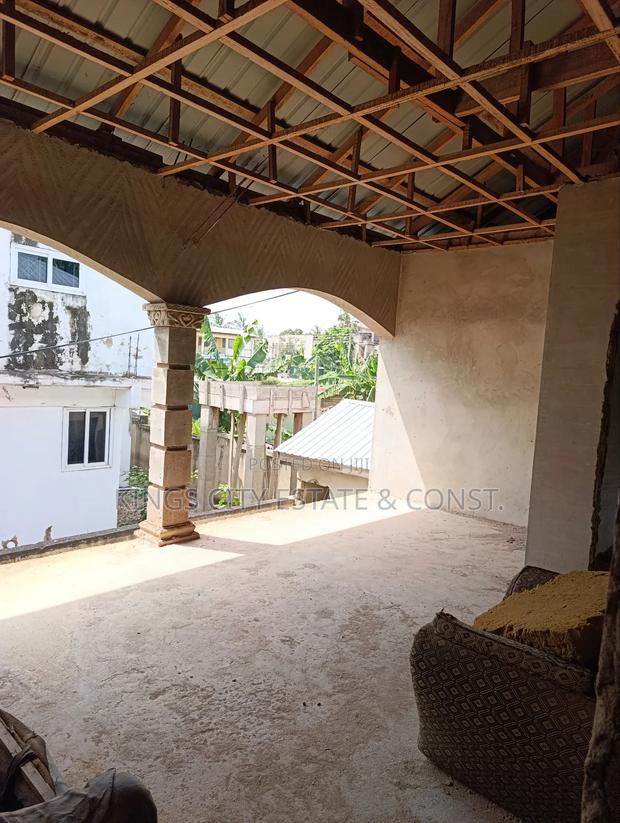 5bdrm House in Kings City Estate &, Dome for sale photo 10