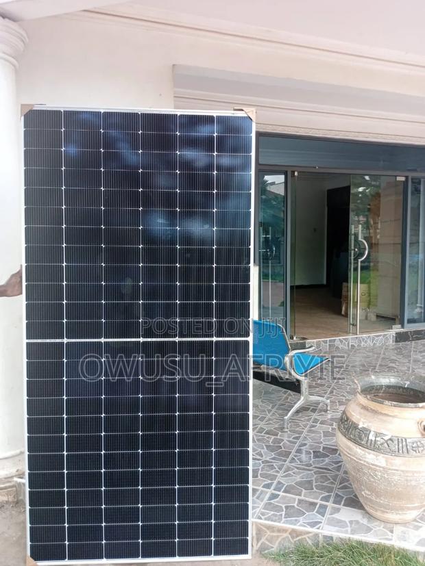 580w Mono Solar Panels · Photo 2