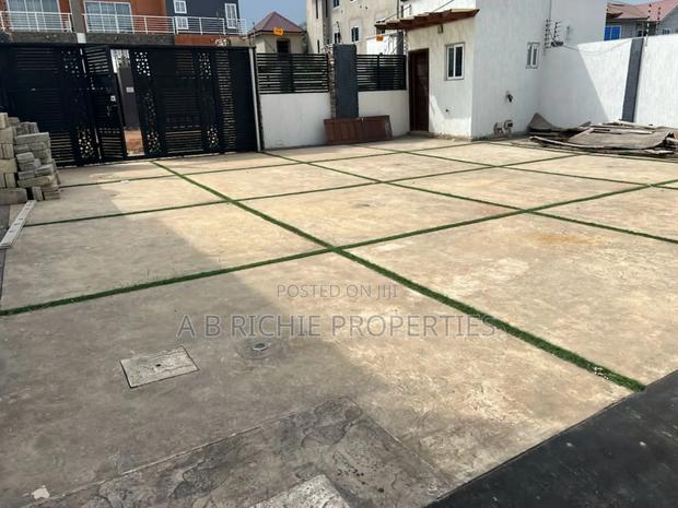 4bdrm Penthouse in Ab Richie Properties, East Legon for sale · Photo 2
