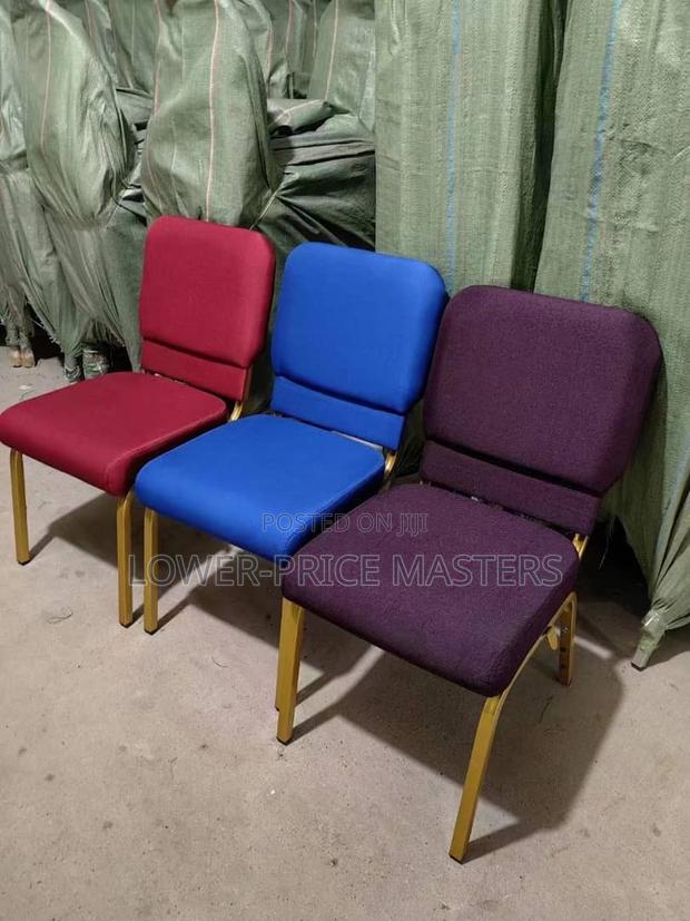 Classic Executive Conference Chairs · Photo 3