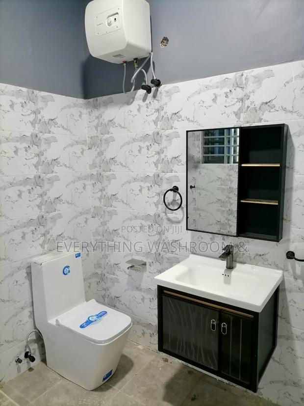 Slim Tank One Piece Water Closet_ Hydrobano One Piece Wc · Photo 4