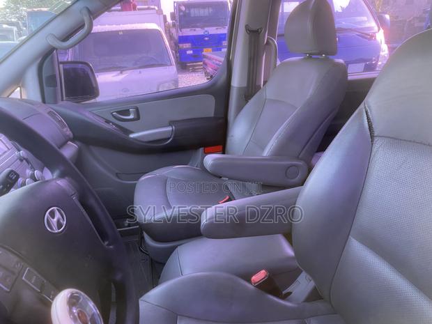 Hyundai Starex 2014 Silver