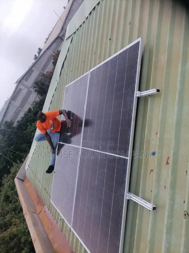 Lithium Battery Solar Generator photo 9