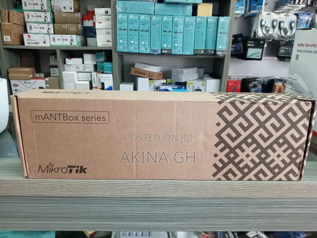 Mikrotik Mantbox 15s 15dbi Sector Antenna Rb921gs-5hpacd-15s · Photo 4