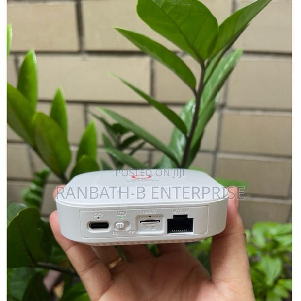 Olax MT30 Universal Advance Mobile CPE photo 2