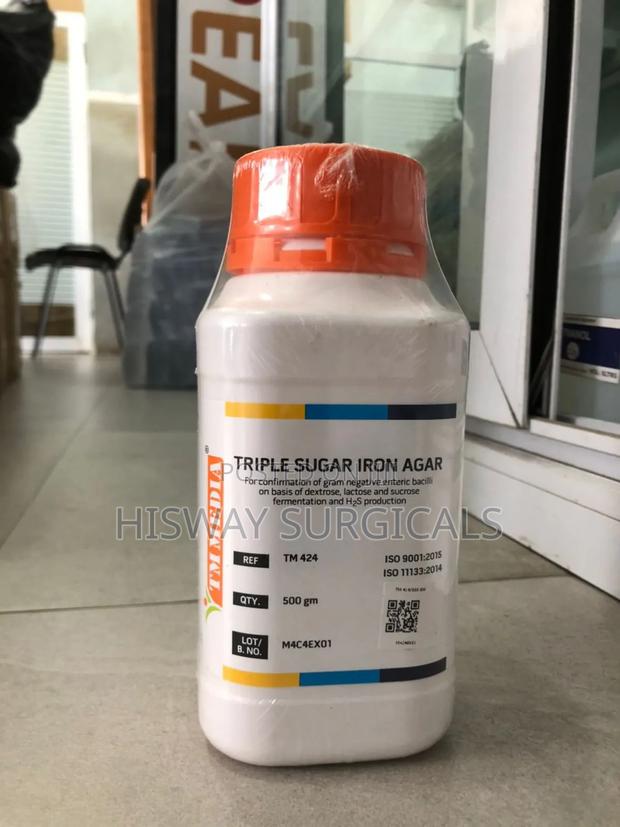 Triple Sugar Iron Agar · Photo 3