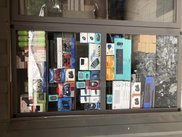 All Kinds of Computer Accessories Are Available photo 3