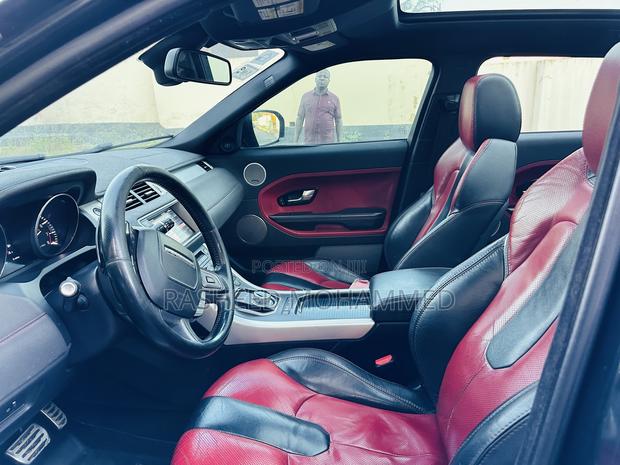 Land Rover Range Rover Evoque Dynamic 4x4 (2.0L 4cyl 9A) 2014 Black