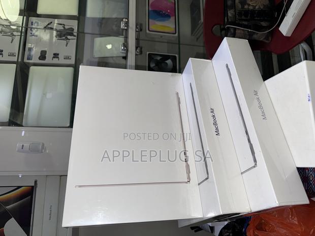 New Laptop Apple MacBook Air 2023 M2 8GB Apple M2 SSD 256GB photo 3