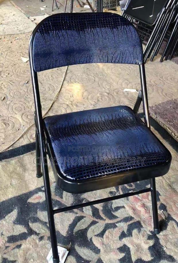 Metal Foldable Chair · Photo 2