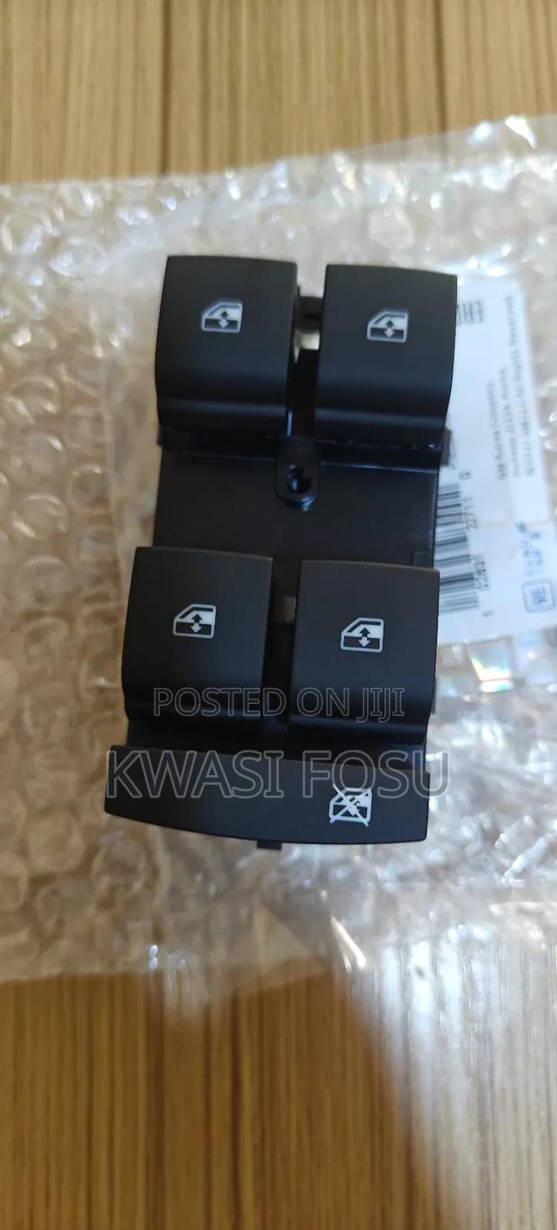 Chevrolet Cruze Door Switch