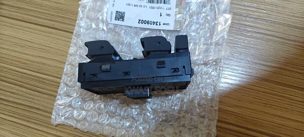 Chevrolet Cruze Door Switch photo 2