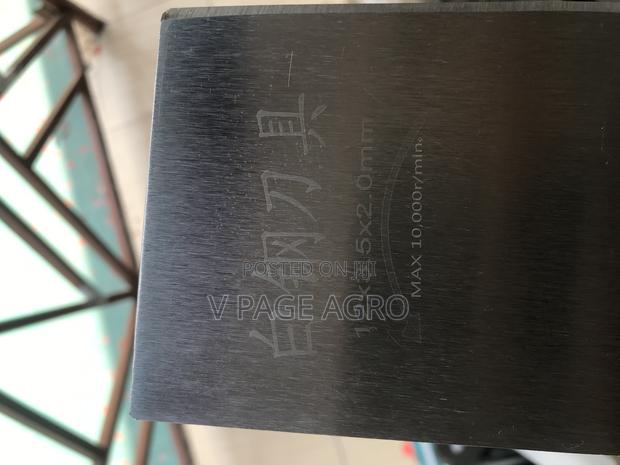 2T Steel Blade photo 3