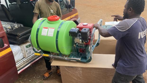 Boom Sprayer photo 2