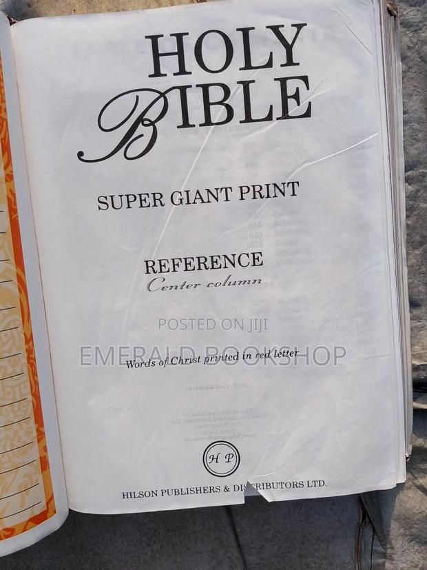 KJV Reference Bible Giant Print Fairly Use photo 5