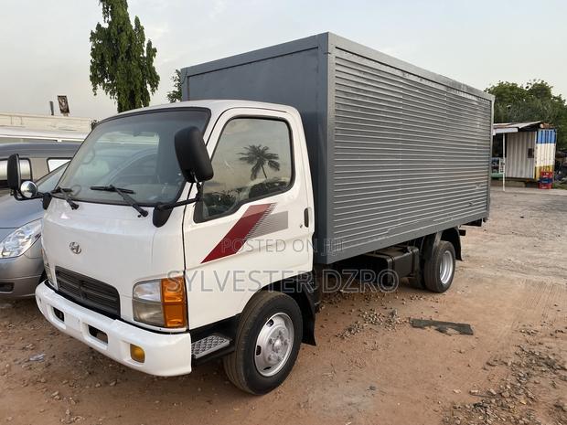 Kia Bongo LLL 2013 White