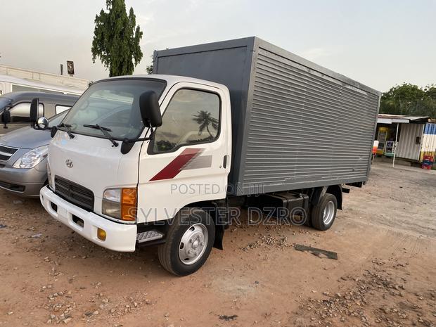 Kia Bongo LLL 2013 White