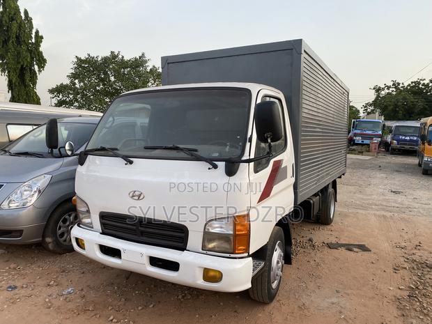 Kia Bongo LLL 2013 White