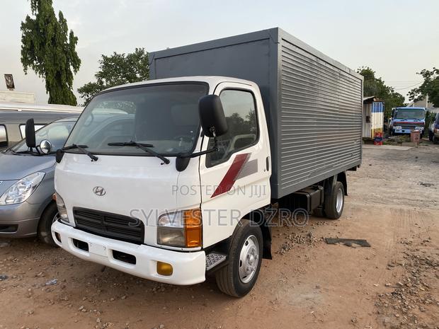 Kia Bongo LLL 2013 White