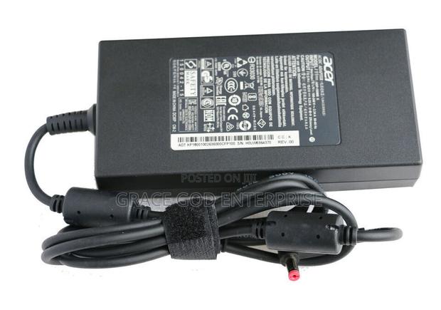 Acer Predator Helios Gaming Charger 180w · Photo 4