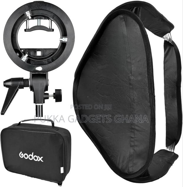 Godox 60x60 Softbox With Bracket · Photo 2