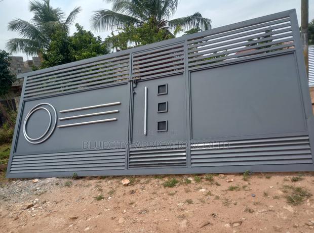 Galvanized Main Gates · Photo 3