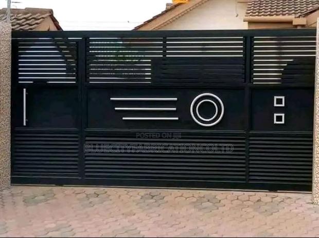 Galvanized Main Gates · Photo 4
