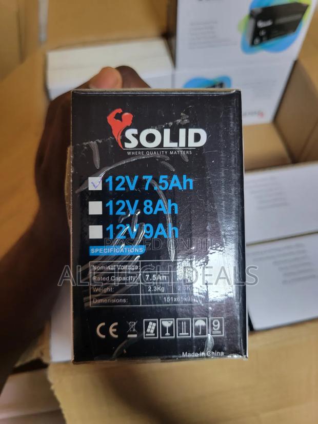 Solid 12V 7.5ah · Photo 4