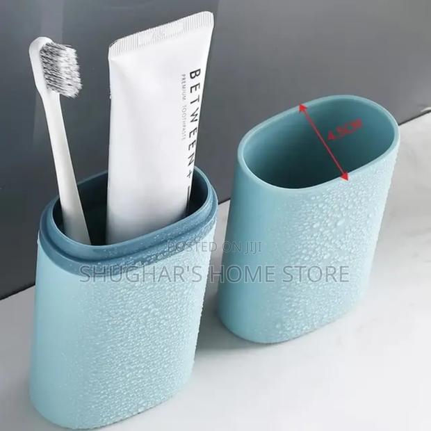 Toothbrush Holder · Photo 4