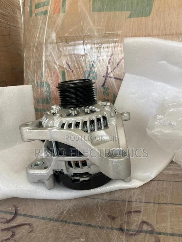 Honda Civic Alternator photo 3