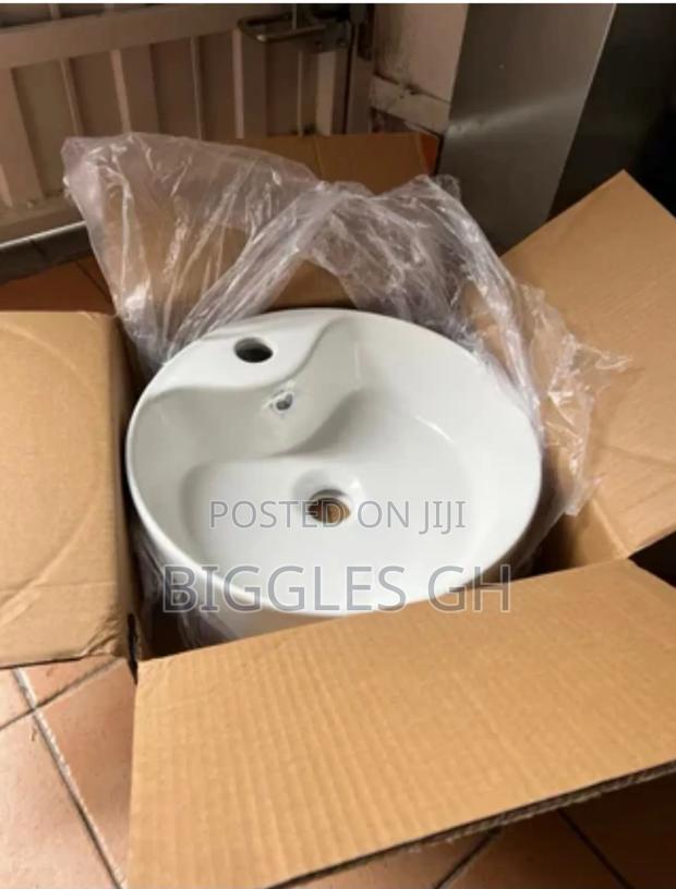 Pedicure Bowl/ Countertop Basin · Photo 4