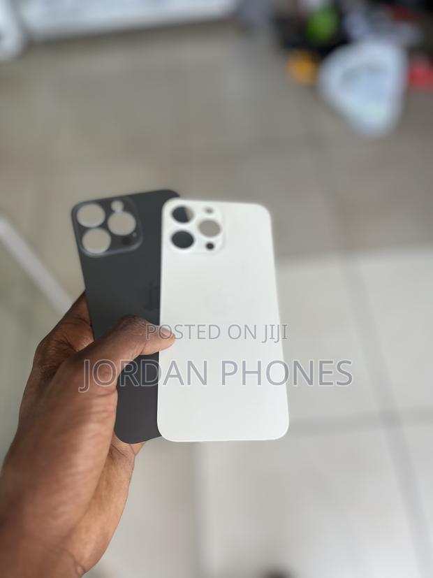  iPhone 15 Pro Max Back Glass · Photo 4