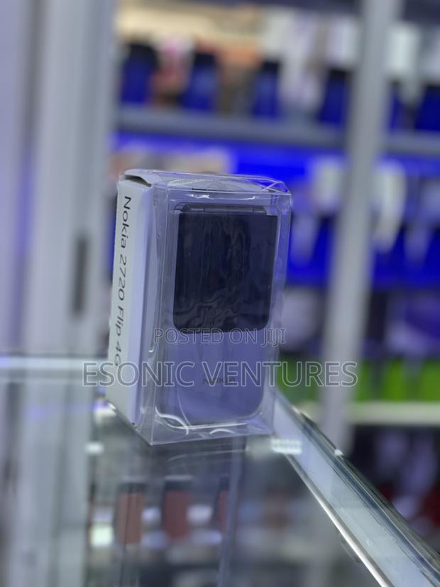 New Nokia 2720 Flip 512 GB Gray