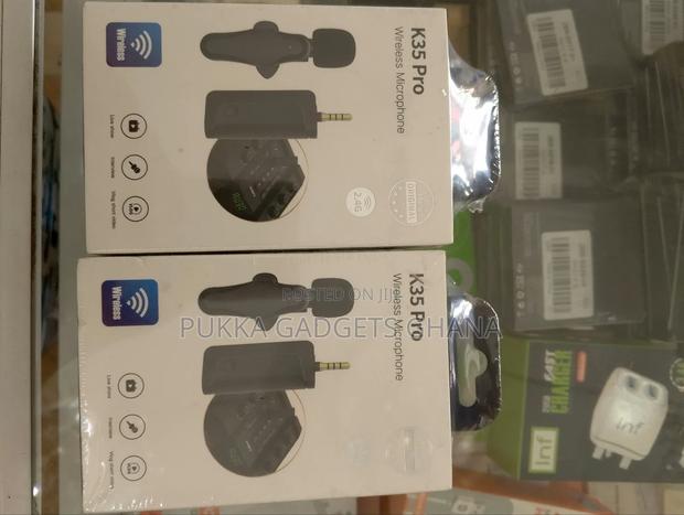 Pro Microphone · Photo 3