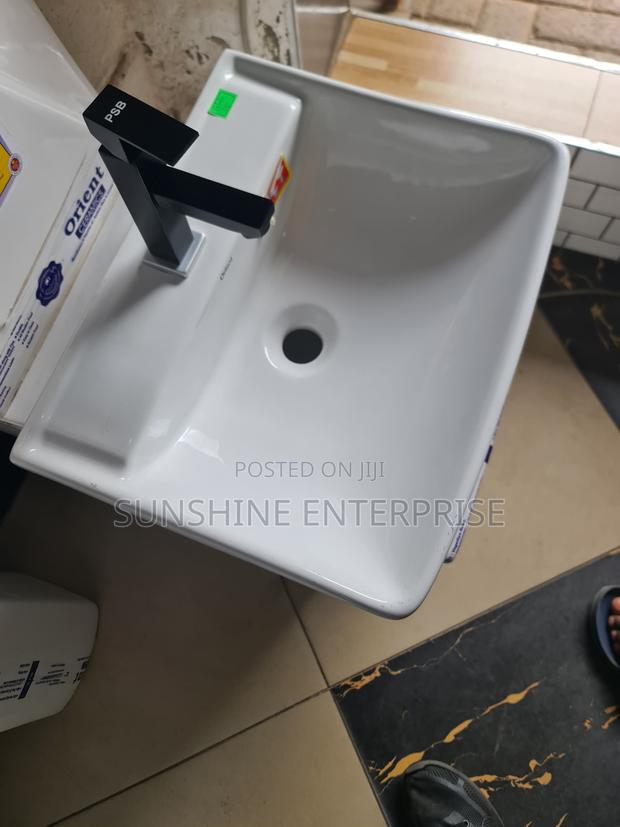 Hanging Wash Hand Basin · Photo 3