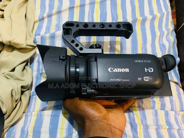Canon LEGRIA G30: Your Compact Video Production Powerhouse · Photo 2