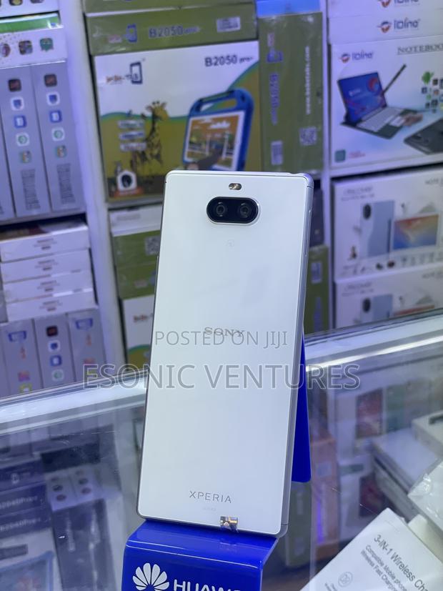 Sony Xperia 8 SOV42 64 GB White photo 2