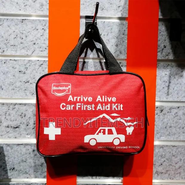 Outdoor Emergency Kit Medical Bags Travel First Aid Kits · Photo 4