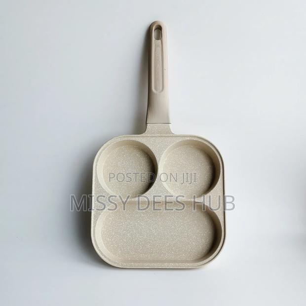 3 Hole Frying Pan · Photo 4