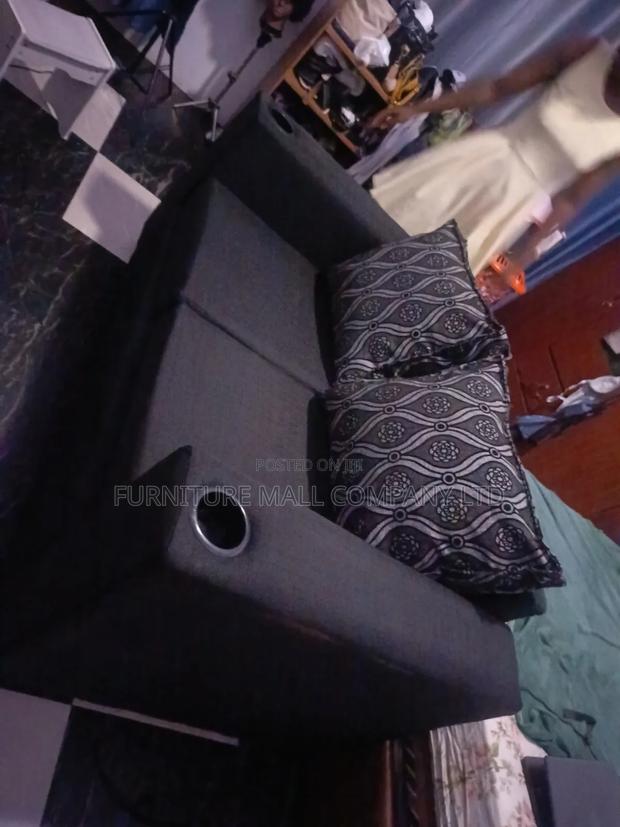 Sweet Two Seater Chair Free Delivery · Photo 2