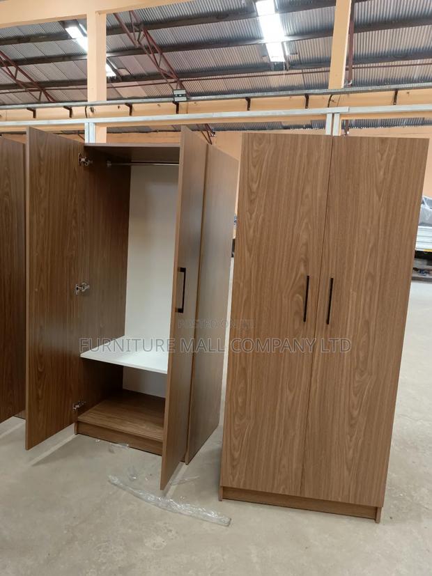 Elegantly Cute 2in1 Wardrobe Available as SeenFree D · Photo 4