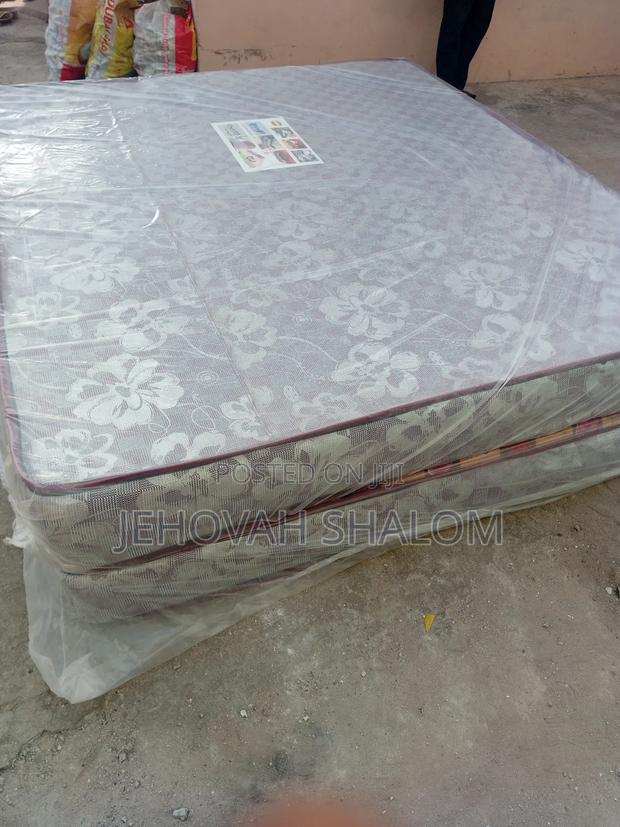 King Size Mattress 10inches Available for Sale · Photo 3