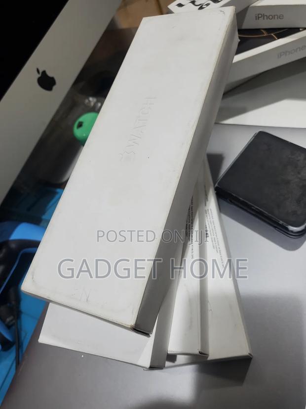 Apple Watch Series 10 photo 4