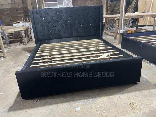 Christmas Gift Queen Size Bedframe. Call and Gift a Friend · Photo 3