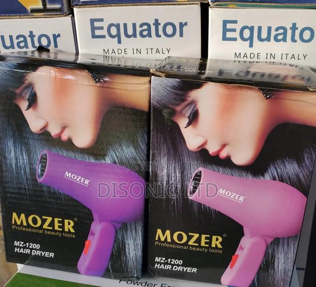 Hair Hand Dryer · Photo 2