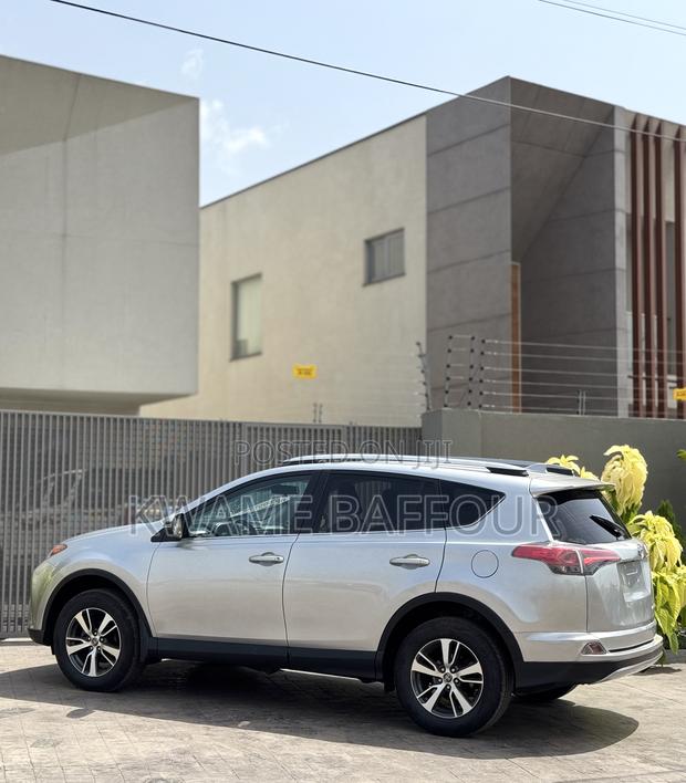 Toyota RAV4 2018 Silver