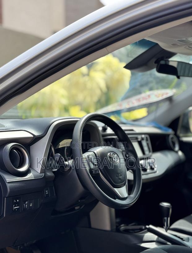 Toyota RAV4 2018 Silver