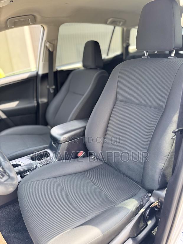 Toyota RAV4 2018 Silver